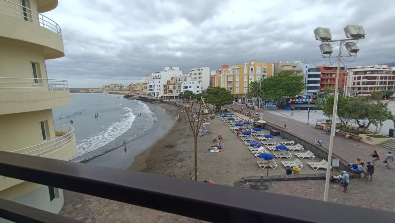 Views Of El Medano Beach, Two Екстериор снимка